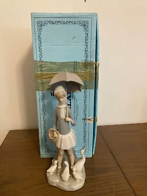 Lladro #4510 Girl With Parasol And Geese • $39.79