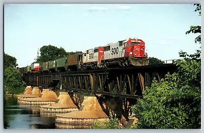Mineapolis Minnesota - Soo Line Railroad SD60 # 6016 - Vintage Postcard • $4.49
