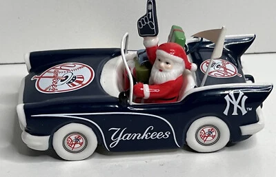 $19.99 • Buy Danbury Mint 2010 New York Yankees Christmas Ornament Santa Convertible Car