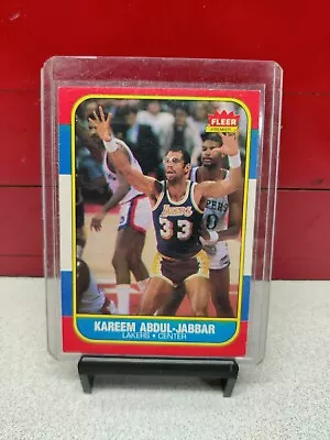 1986-87 Fleer Basketball Card #1 Kareem Abdul-jabbar • $10.49