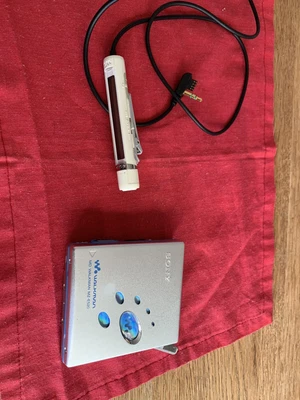£35 • Buy Sony Mini Disk Player Walkman 
