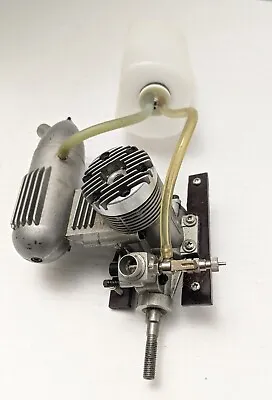 MAGNUM 40GP  R/C* Nitro R/C Airplane Engine W/Muffer & Gas Tank  • $79.96