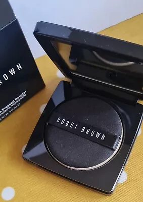 Bobbi Brown Sheer Finish Pressed Powder - Pale Yellow (BNIB) • £20