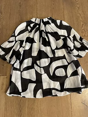 $55 • Buy Country Road Print Tuck Detail Blouse (B+W) - 6 - BNWT **Sold Out Style**