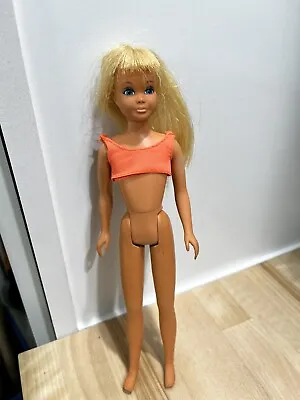 Vtg  1967 Barbie Skipper Sun Set Malibu Blonde Blue Eyes Japan Twist N Turn • $16.99