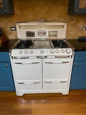 O'Keefe & Merritt Vintage Stove 1950’s • $1000