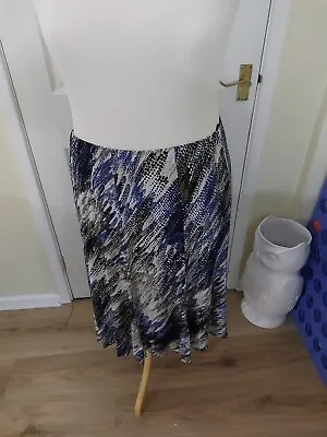 £10 • Buy Ladies  Forever By Michael Gold  Blue Mix Knee Length Elasticated Skirt (Size M)