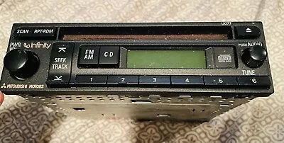 Mitsubishi MR587269 Montero AM FM Audio Stereo Radio Receiver 2002 • $45