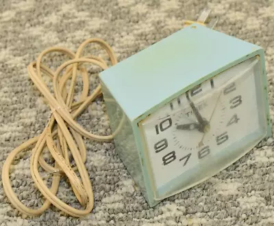 Vintage TIMEX Bedside Alarm Clock Model # 7299A Plug-In - Light Baby BLUE • $24.88