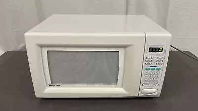 Magic Chef 1.6cf 1100 W White Microwave (MCD1611W) • $85
