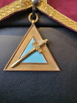 Irish Masonic Royal Arch Chapter Officers Collar & Jewel • £20