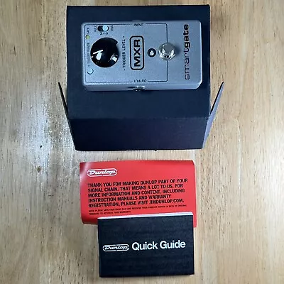 MXR M135 Smart Gate Noise Gate Guitar Effects Pedal - Gray • $100