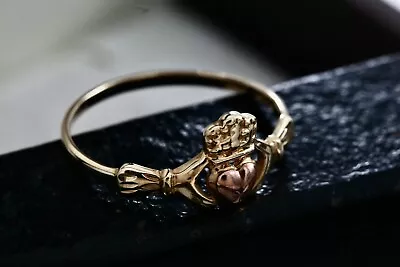 Vintage JCM Jacmel Mauritius 10Kt Gold Irish Claddagh Band Ring Size 7 • $150