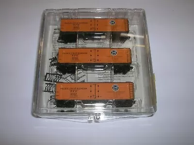 Micro Trains N Scale 3-pack   Pacific Fruit Express Cars   New    Lot # 42945 • $60