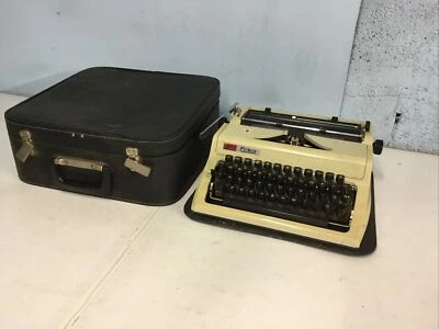 £16.80 • Buy Vintage Daro Erika Typewriter Model 105