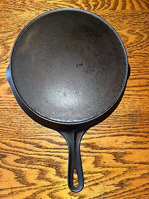 NICE!!! Unmarked Vollrath Cast Iron Skillet No. 8 Restored • $59.99