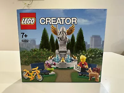 LEGO CREATOR: Fountain (40221) • $50