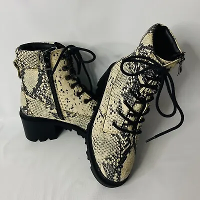 Madden Girl Dillon Snakeskin Chunky Heel Combat Boots US 6 Goth White Black • $24.94