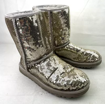 UGG Womens Gold Sparkles Boots Size 7 Classic Short No 3161 Sheepskin 9  Tall • $24.99