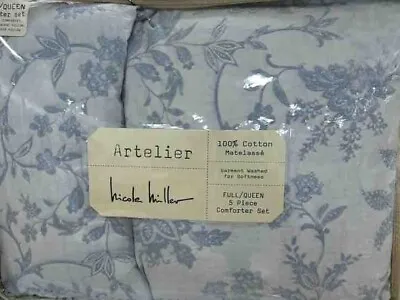 Nicole Miller Full/Queen Blue Comforter Set 5 Pieces 90”x90” • $210