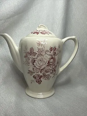 Vintage J&G Meakin Hand Engraved English Staffordshire Tudor Roses Teapot • $23.99
