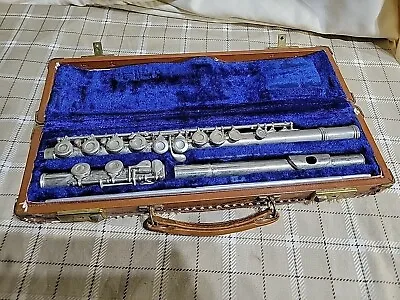 Vintage Gemeinhardt M2 Flute With Original Case  SN 226041 • $39.99