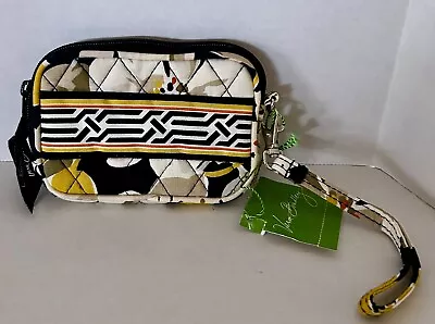 NWT- Vera Bradley Tech Case Coin Purse In Dogwood ~~ Retired Pattern • $9.95