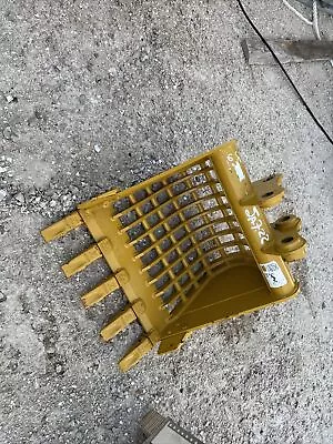 $1049 • Buy Cat 303 24  Skeleton TB135 MINI EXCAVATOR DIGGING ROCK BUCKET 40mm Pins New