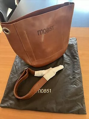 M0851 Canadian Leather Bag Rv 495  • $109.17