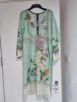 Sana Safinaz Genuine Stitched Luxury Lawn Suit • £25