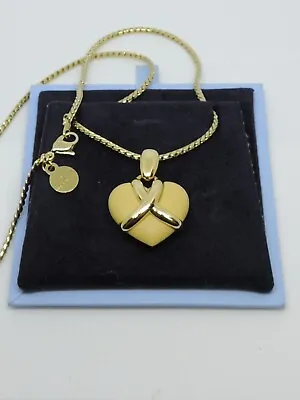 £48 • Buy Wedgwood Gilt Metal Necklace Made From Yellow Jasperware In Original Box