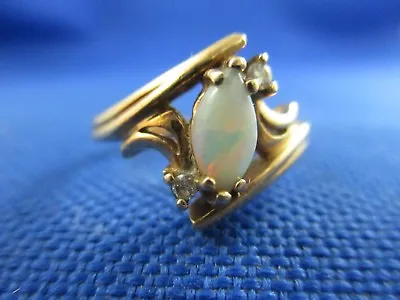 Vintage 10k Yellow Gold Opal And Diamond Ring    Size 5.5 • $175.92