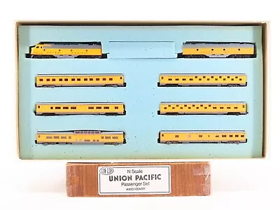 N Scale Con-Cor 0001-004301 UP Union Pacific KATO E8 A/B Diesel / Passenger Set • $249.95