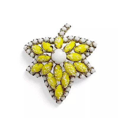 Vintage Retro Speckled Yellow White Rhinestone Maple Leaf Brooch Pin • $19.99