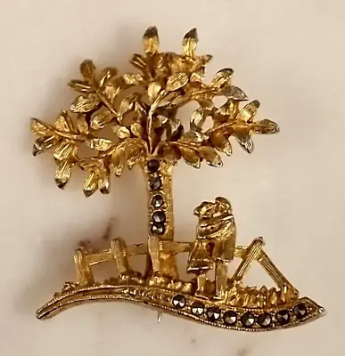 £9.99 • Buy Vintage Gold Tone & Marcasite Stone Brooch Of 2 Lovers Under A Tree