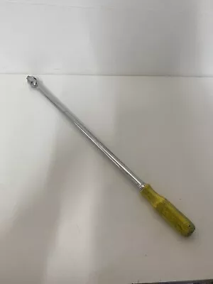 Mac Tools 24” Breaker Bar Vintage Yellow Hard Handle V24FPA Name Etched Handle  • $98.64