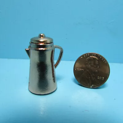 Dollhouse Miniature Metal Coffee Pot With Lid In Copper D2804 • $1.79