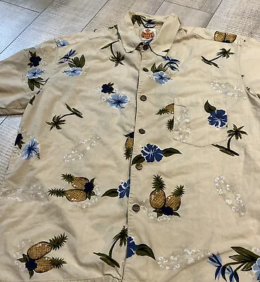 Duke Kahanamoku Shirt Mens Size Large Floral Hawaiian Pineapple Camp • $39