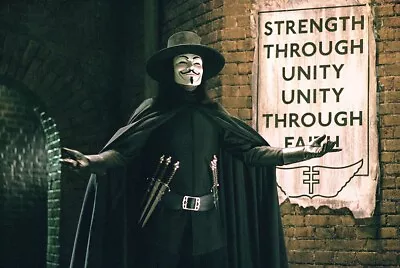 $20.99 • Buy V For Vendetta 2005 Hugo Weaving As V In Black Cape Photo Poster - CL1062