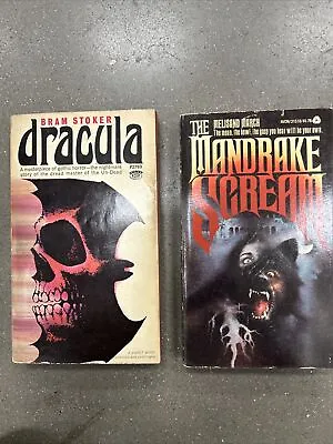 Dracula Bram Stoker Vintage 1st Ed Signet Paperback VG Condition 1965 • $33