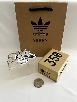 $29.99 • Buy KEYCHAINS Sneakers Adidas Yeezy Zebra Gift Set KEYCHAINS With Acrylic Case
