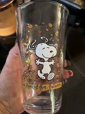 2019 “I’m Hooked On Autumn” Peanuts/Snoopy Glass • $4.99