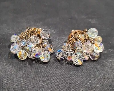 Vintage Jewellery Estate Clear Crystal Cluster Earrings  • $24