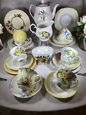 Who Loves 💕 Vintage Mismatched YELLOW Tea Set 21 Pieces • £45
