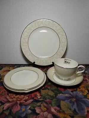 Mikasa Bone China Dinnerware 5-Piece Place Set New! Montvale Platinum & Manassa • $59.99