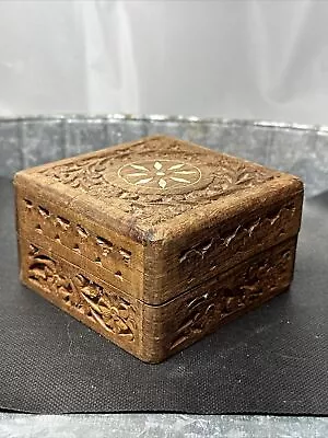 Vintage Hand Carved Jewelry Box Lined Flowers With Inlaid Details On Top • $9.99