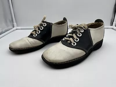 Vintage J C Penney’s Black/White Leather Saddle Shoes Women’s US Size 7 - 1950’s • $19.44