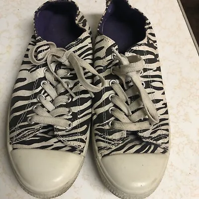 Miley Cyrus Max Azria Zebra Print Sneakers Shoes Womens Size 7 Lace Up Canvas • $12.99