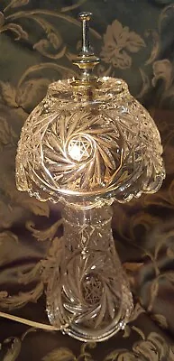 Vintage Yugoslavia Kristal Pinwheel Star Of David Lamp 24% Lead Crystal Boudoir • $44.99