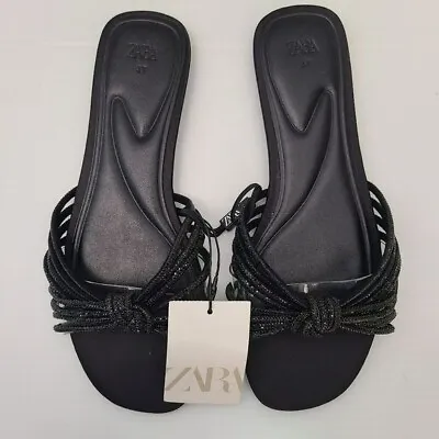 $45 • Buy Zara Strappy Vinyl Flat Sandals Black Size 6.5 | 3668/110